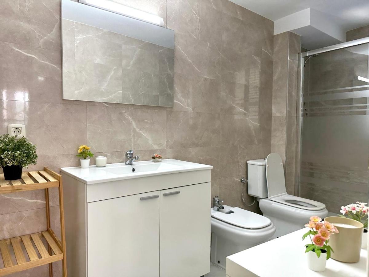 Premium Apartment With Terrace In The City Center Seville Exterior photo